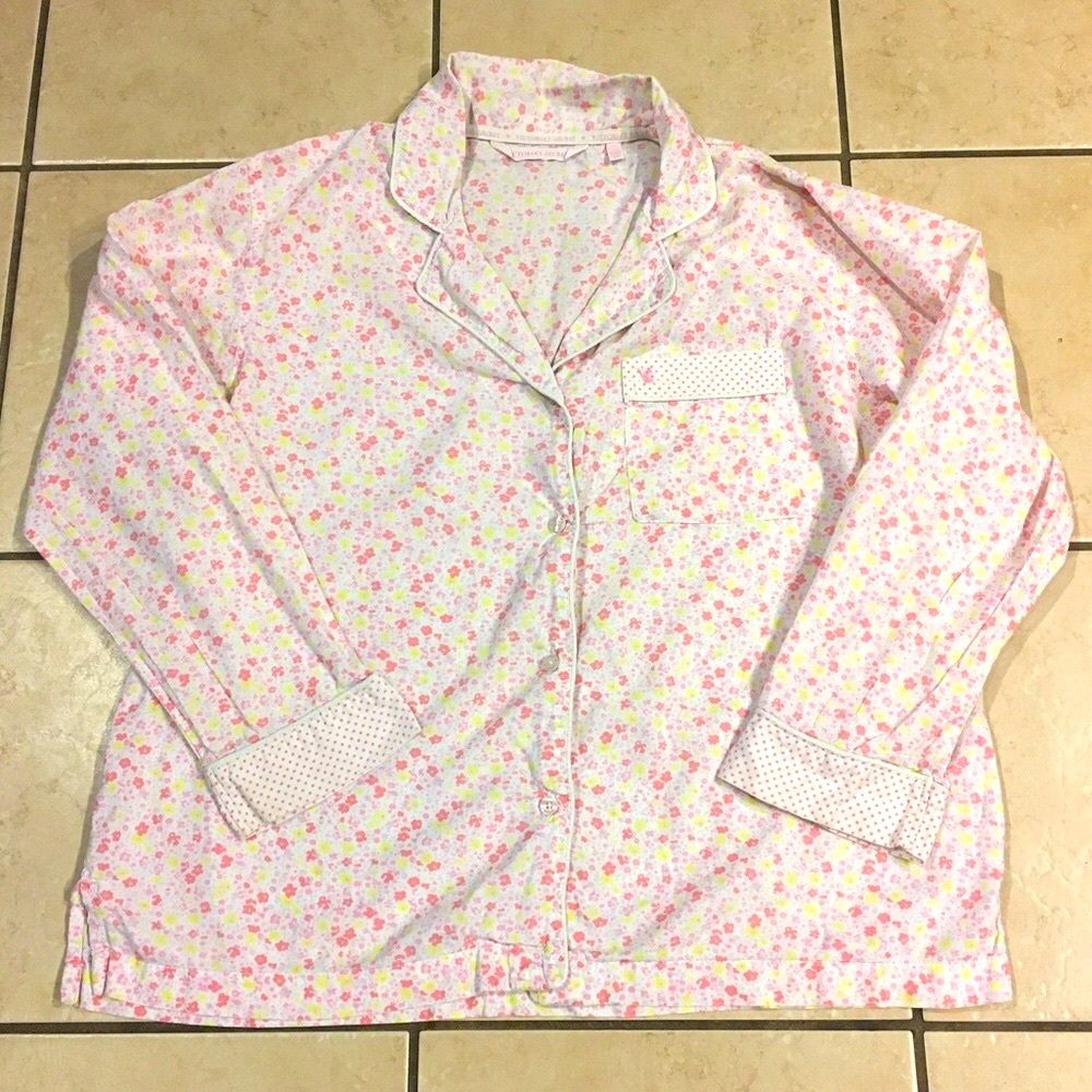 Victoria’s Secret Pajama top Size Small 🌸🌼